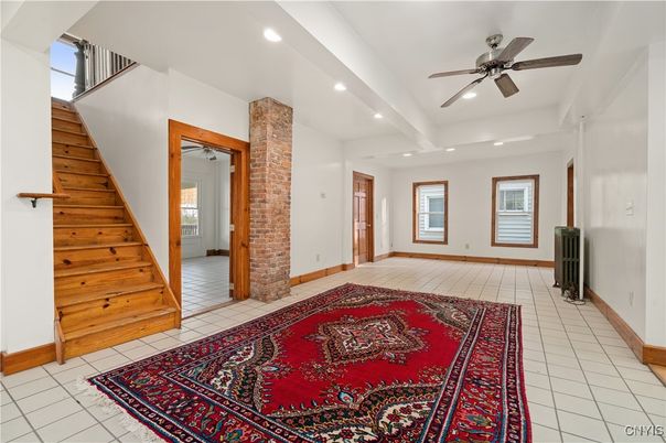 Empty room, Interior, Recessed Lighting