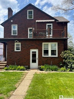 Exterior, Facade, Brick Facade, Brick Traditional
