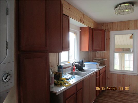 Interior, Kitchen, Wood Texture Flooring, Wooden Walls