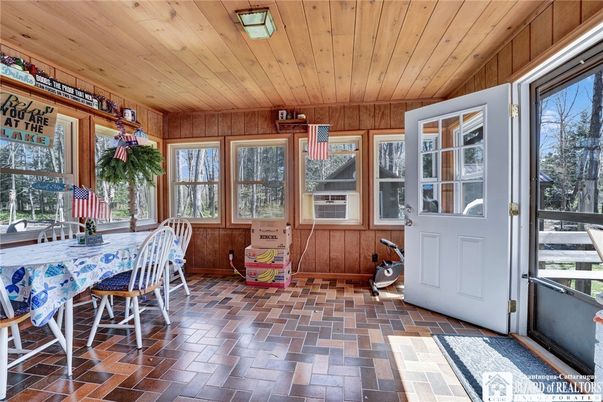 Dining room, Interior, Sun Room, Wooden Ceilings