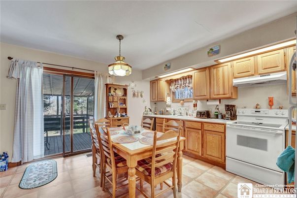 Dining room, Interior, Kitchen, Pendant Lights