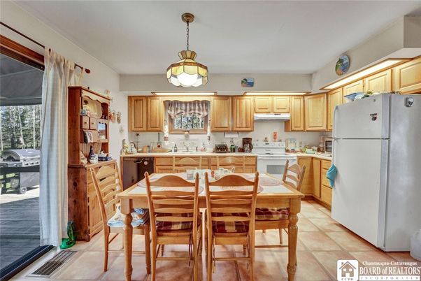 Dining room, Interior, Kitchen, Pendant Lights
