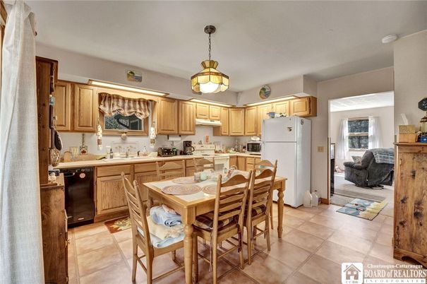Dining room, Interior, Kitchen, Pendant Lights