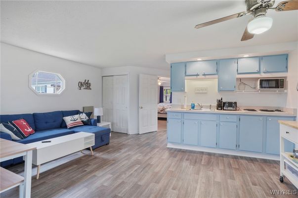 Interior, Kitchen, Living room, Recessed Lighting, Wood Texture Flooring