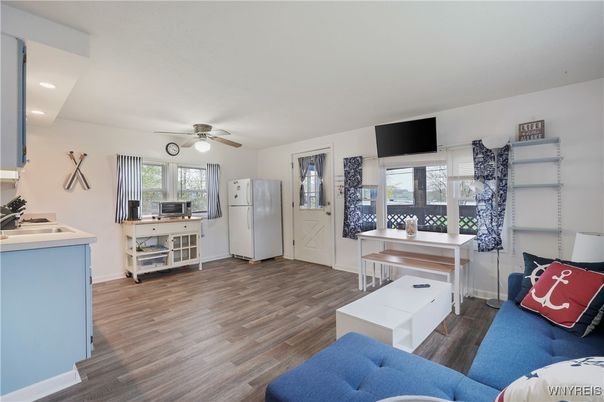 Interior, Kitchen, Living room, Recessed Lighting, Wood Texture Flooring
