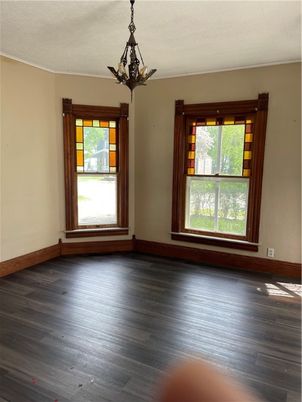 Chandelier, Empty room, Interior, Wood Texture Flooring