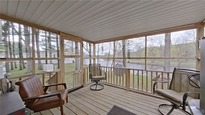 Interior, Sun Room, Water, Wood Texture Flooring