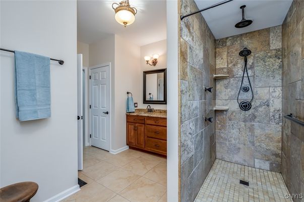Bathroom, Interior, Stone Walls