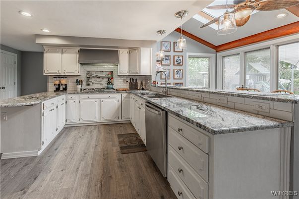 Interior, Kitchen, Pendant Lights, Recessed Lighting, Wood Texture Flooring