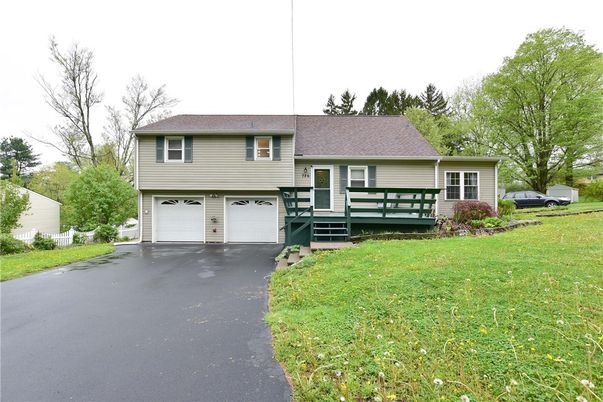 Attached, Exterior, Facade, Raised Ranch