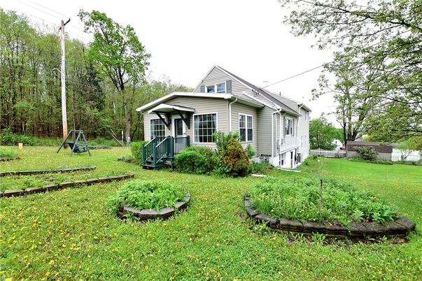 Backyard, Exterior, Playground