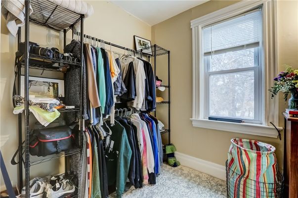Interior, Walk-in Closets