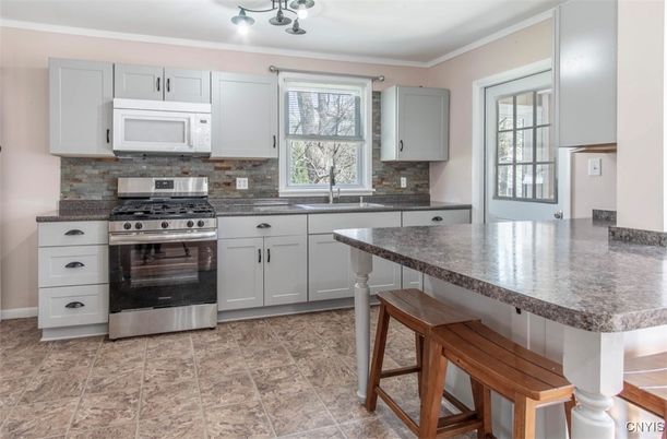 Interior, Kitchen, Stainless Steel Appliances