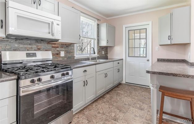 Interior, Kitchen, Stainless Steel Appliances