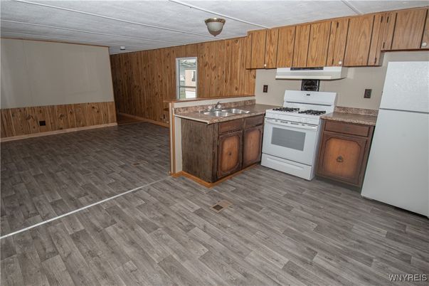 Interior, Kitchen, Wood Texture Flooring, Wooden Walls