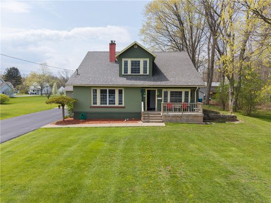 Attached, Backyard, Exterior, Facade, Cape Cod