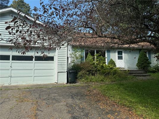 Detached Garage, Exterior