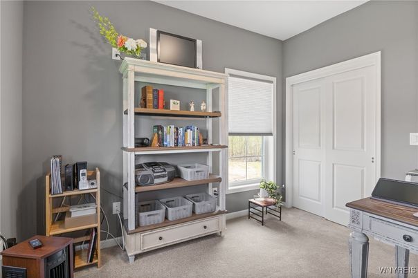 Home Office, Interior