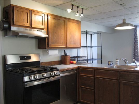 Interior, Kitchen, Pendant Lights, Stainless Steel Appliances