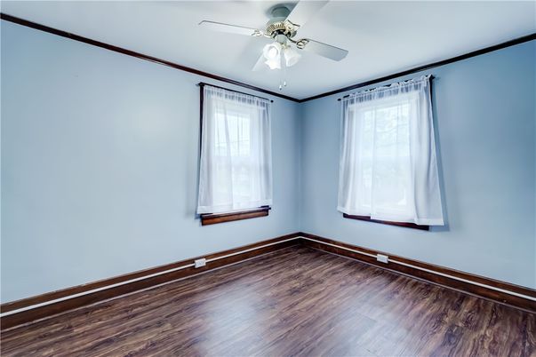 DE Listing image placeholder