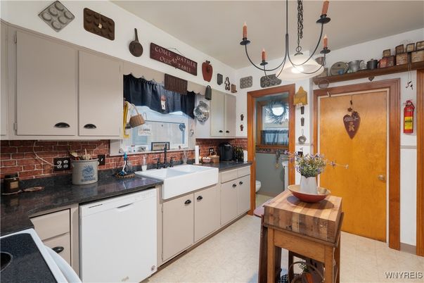 Interior, Kitchen, Pendant Lights