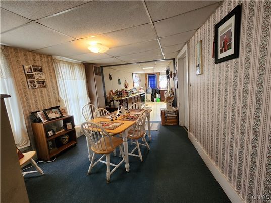 Dining room, Interior