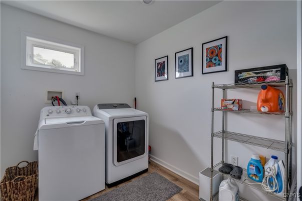 Interior, Washer, Wood Texture Flooring