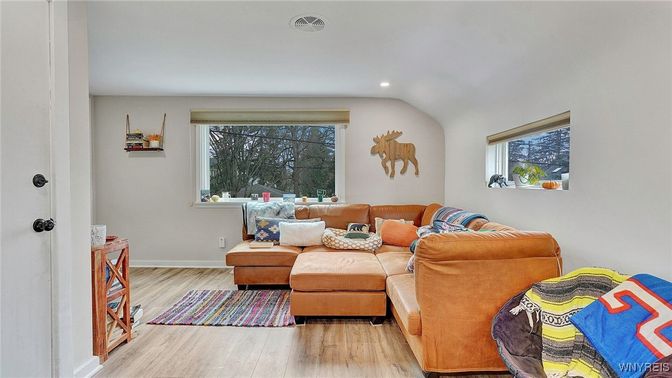 Interior, Living room, Recessed Lighting, Wood Texture Flooring