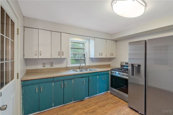 Interior, Kitchen, Stainless Steel Appliances, Wood Texture Flooring