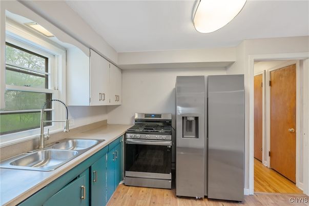 Interior, Kitchen, Stainless Steel Appliances, Wood Texture Flooring