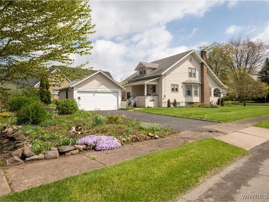 Attached, Detached Garage, Exterior, Facade, Farmhouse
