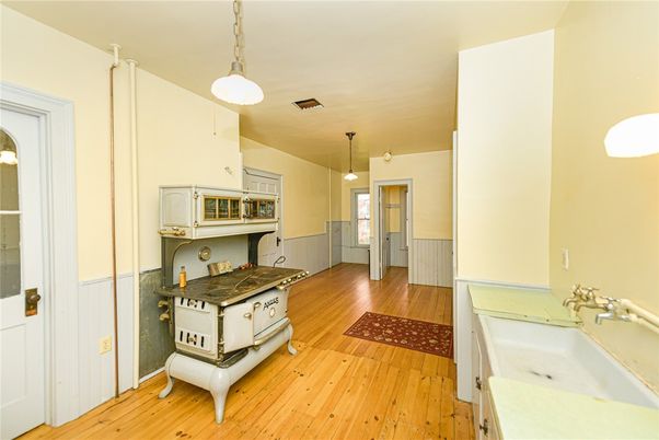 Interior, Kitchen, Pendant Lights, Wood Texture Flooring