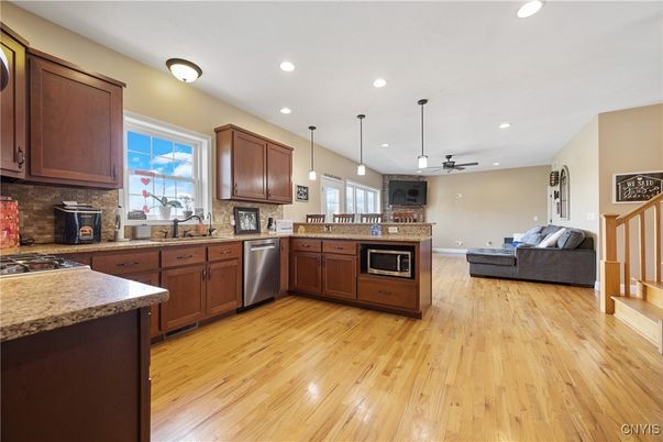 Interior, Kitchen, Living room, Pendant Lights, Recessed Lighting, Wood Texture Flooring