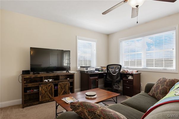 Home Office, Interior
