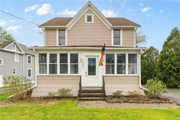 Exterior, Facade, American Craftsman