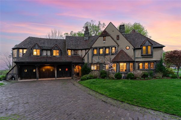 Backyard, Exterior, Facade, Brick Facade, French Provincial