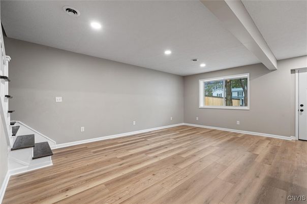 Empty room, Interior, Recessed Lighting, Wood Texture Flooring
