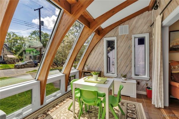 Dining room, Interior, Sun Room, Wooden Beams