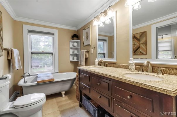 Bathroom, Dual Sink Vanities, Free Standing Baths, Interior