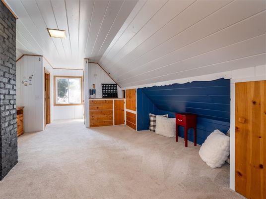 Empty room, Interior, Wooden Walls