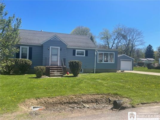 Detached Garage, Exterior, Facade, Cape Cod