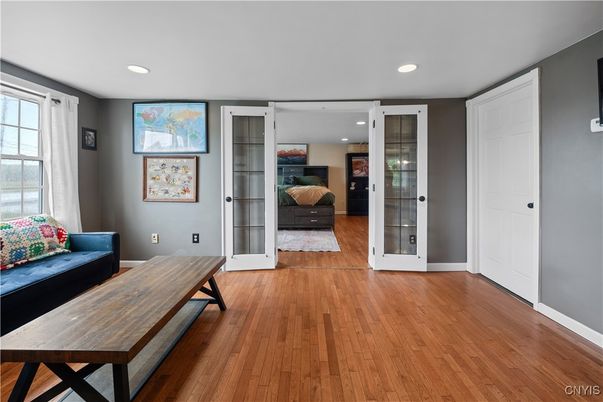 Interior, Recessed Lighting, Wood Texture Flooring