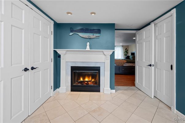 Fireplace, Interior, Recessed Lighting