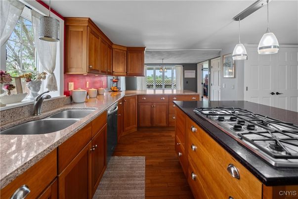 Interior, Kitchen, Pendant Lights, Wood Texture Flooring