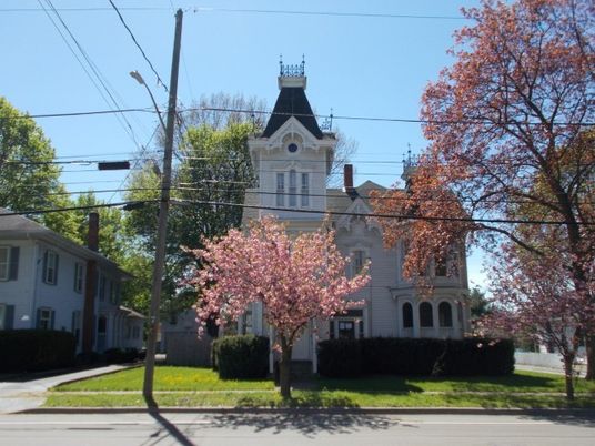 Exterior, Facade, Queen Anne Victorian