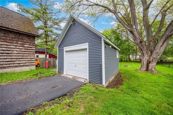 Backyard, Detached Garage, Exterior