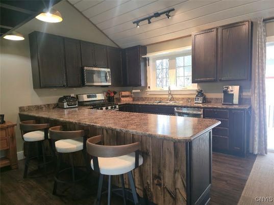 Interior, Kitchen, Pendant Lights, Wood Texture Flooring