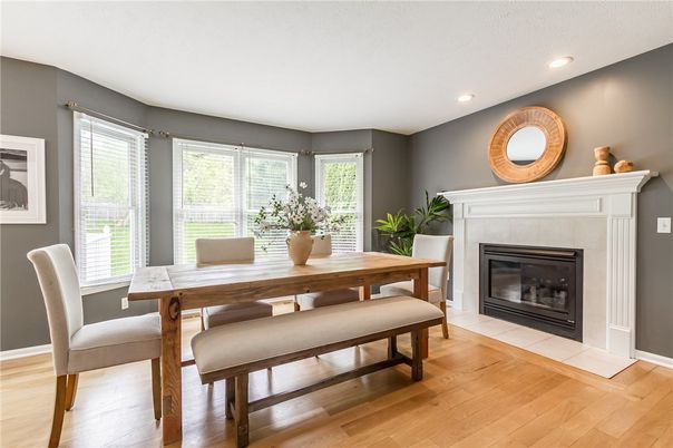 Dining room, Fireplace, Interior, Recessed Lighting, Wood Texture Flooring