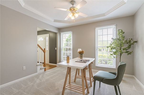 Home Office, Interior