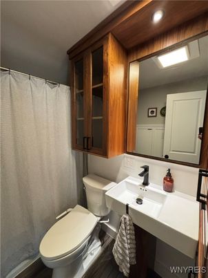 Bathroom, Interior, Recessed Lighting, Wood Texture Flooring
